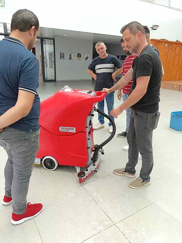 yer yıkama makinası